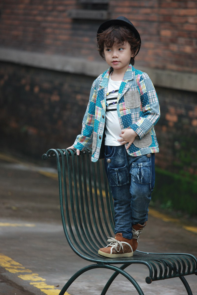 ѿѿ������ͯ�r�и���r�����b