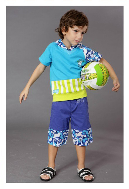 ��ʿ��С����ͯ�b