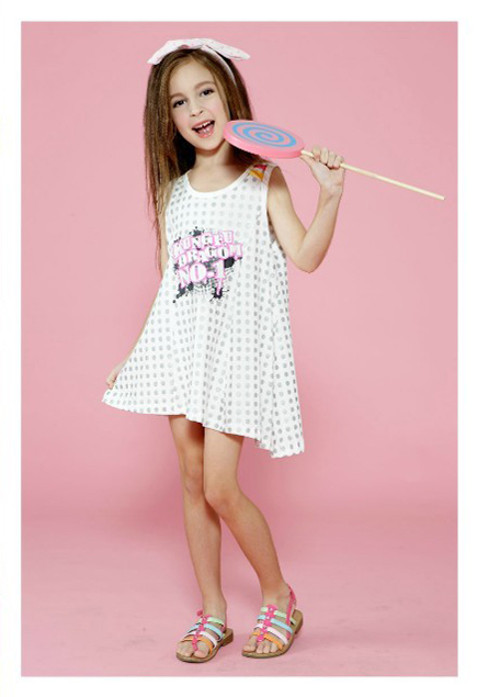 迪士尼小龍女童裝