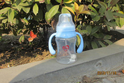 ���ѐۋ��׃������{(l��n)ɫ��ƿ