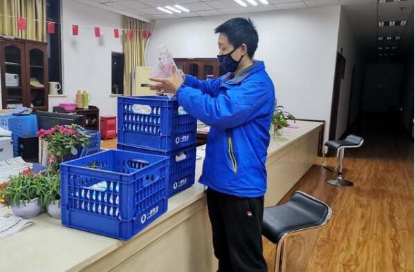 һ����I(y��)���������������� ÿ��5000��ţ���͵�����һ��